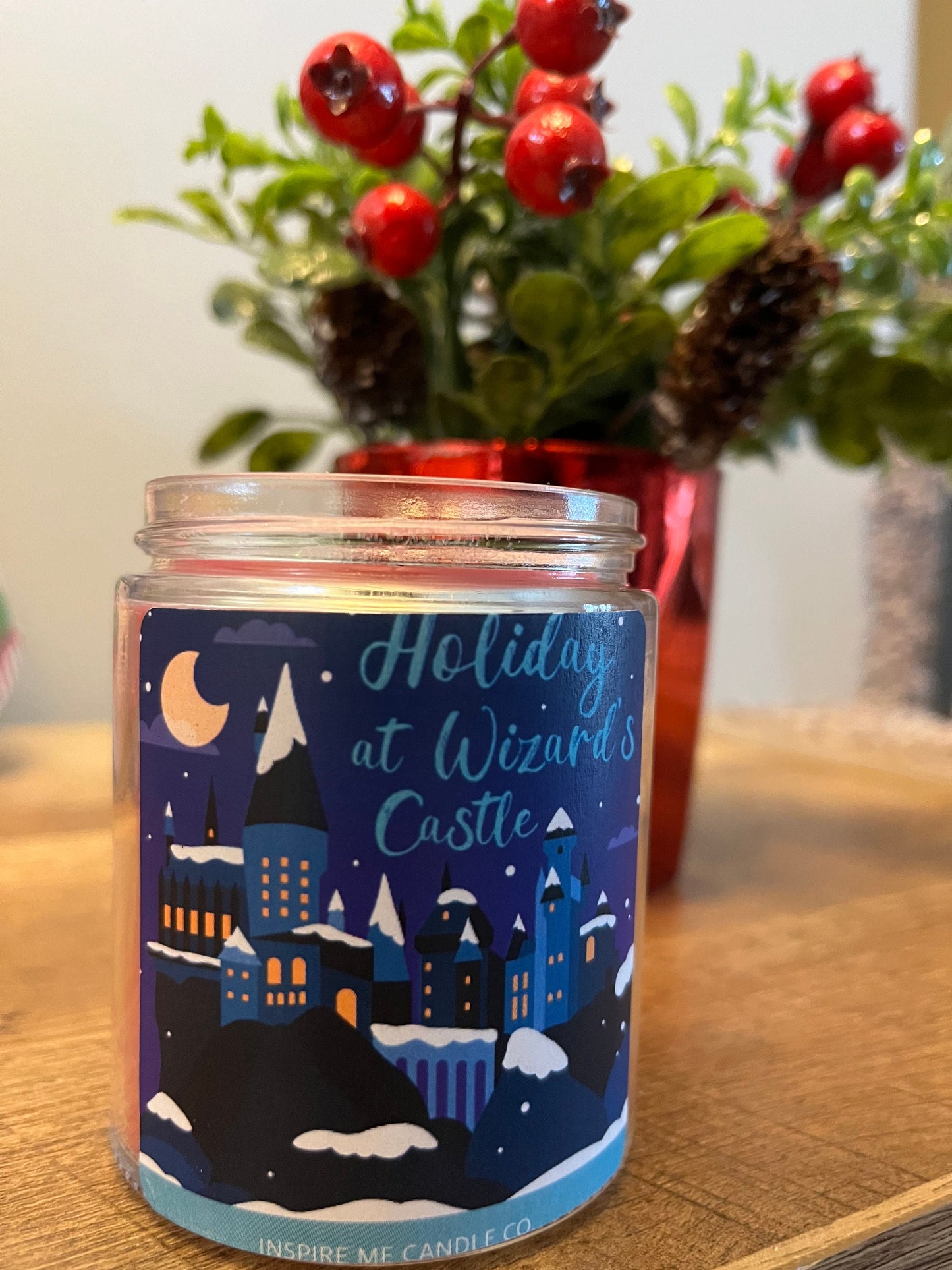 HOLIDAY At WIZARDS CASTLE Candle-Wizarding World-Cranberry Scent-Universal Studios-Hogwarts-Harry Potter-Christmas At Hogwarts