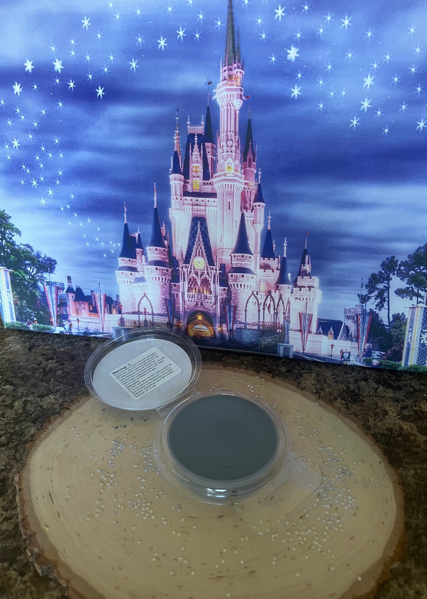 HAUNTED MANSION Wax Melt-Ghoulish Delight Circle Wax Melt-HALLOWEEN Disney Decor-Grim Grinning Ghosts-Haunted Mansion Themed Gift-Sandlewood