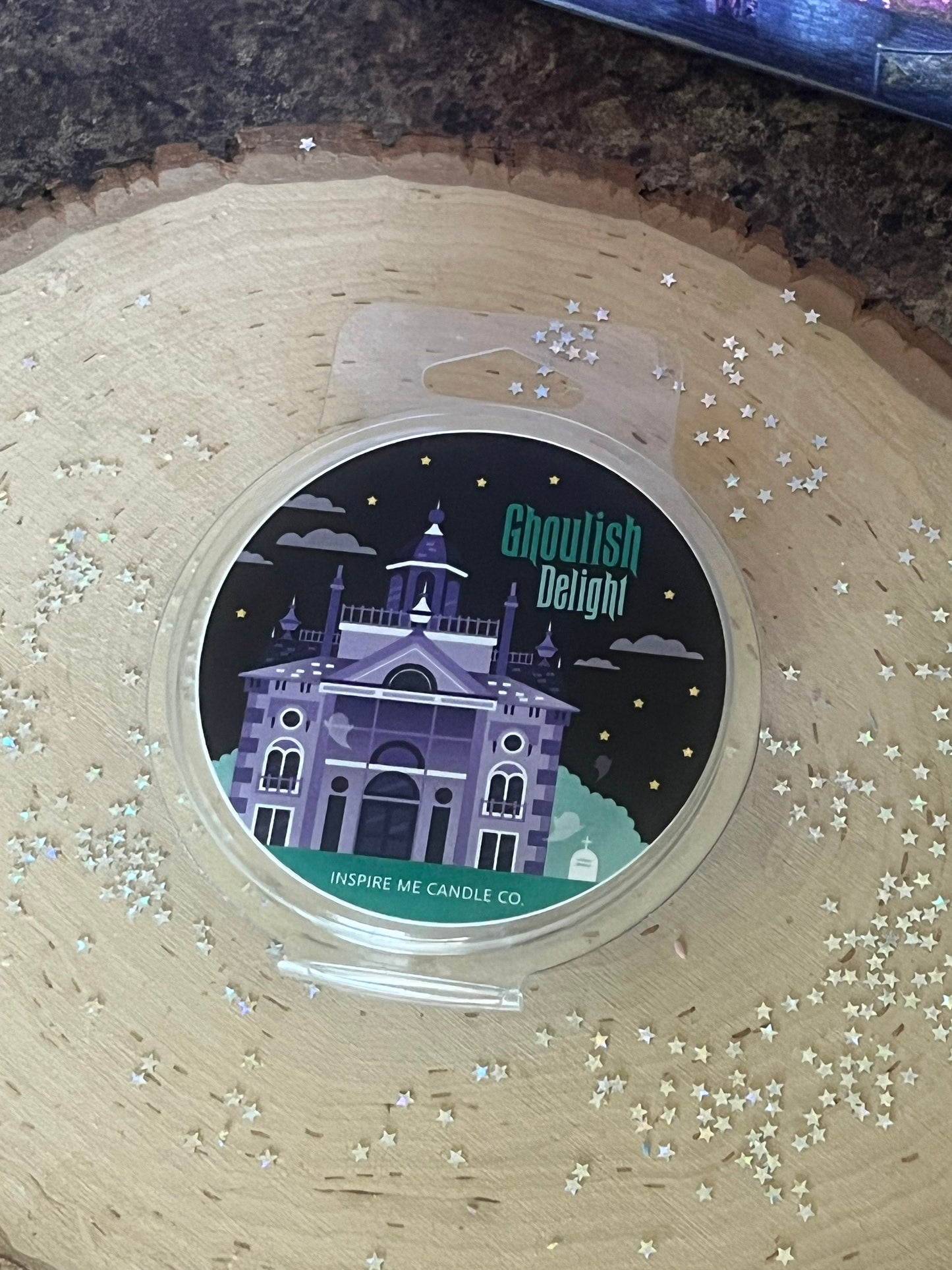 HAUNTED MANSION Wax Melt-Ghoulish Delight Circle Wax Melt-HALLOWEEN Disney Decor-Grim Grinning Ghosts-Haunted Mansion Themed Gift-Sandlewood